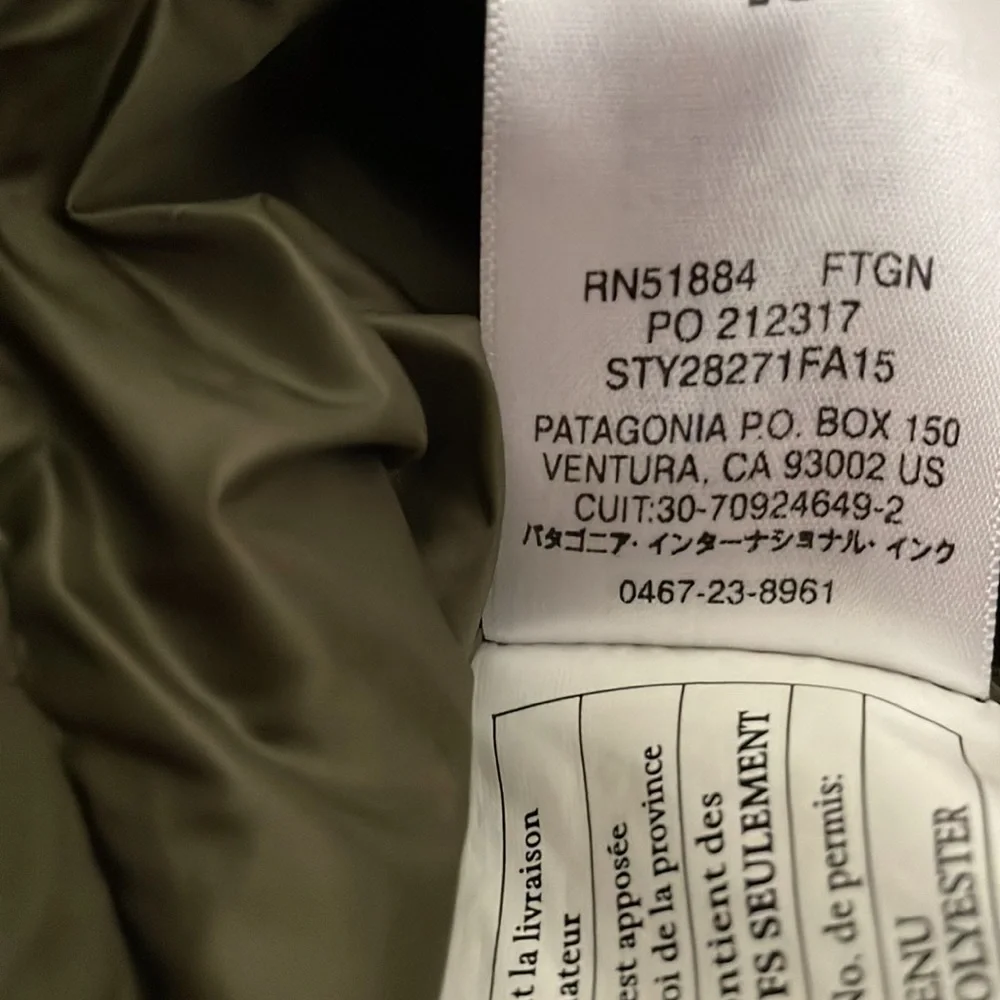 Patagonia packable puffer coat - Picture 8 of 11